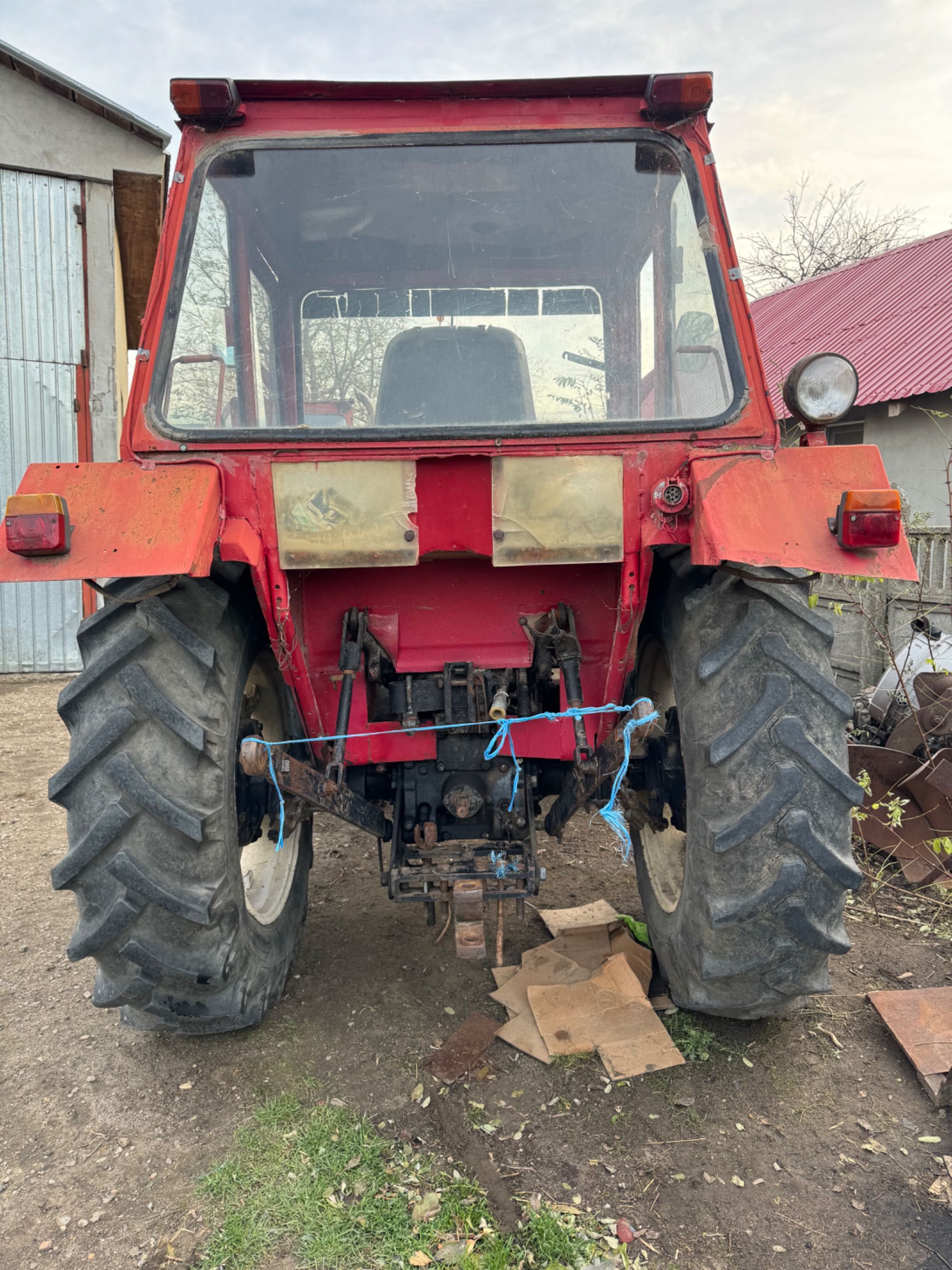 Tractor UTB u445