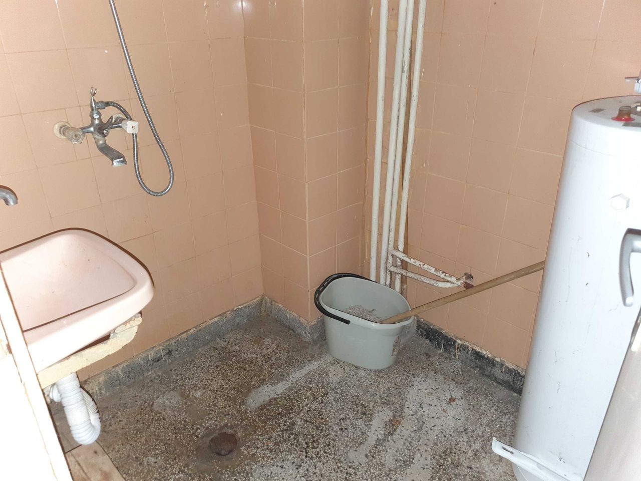 Продава се Двустаен апартамент в Казанлък - 64 кв.м за 869 €/кв.м - Снимка #5