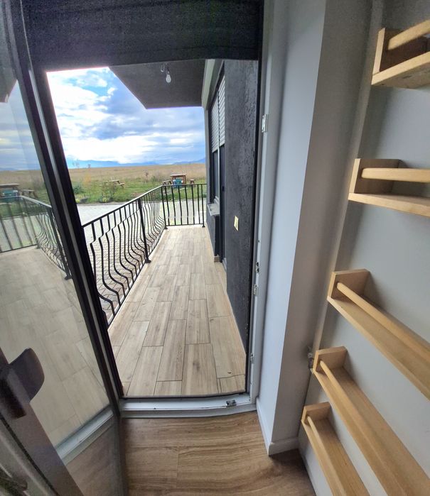 Inchiriez apartament 3 camere,str. Doamna Stanca