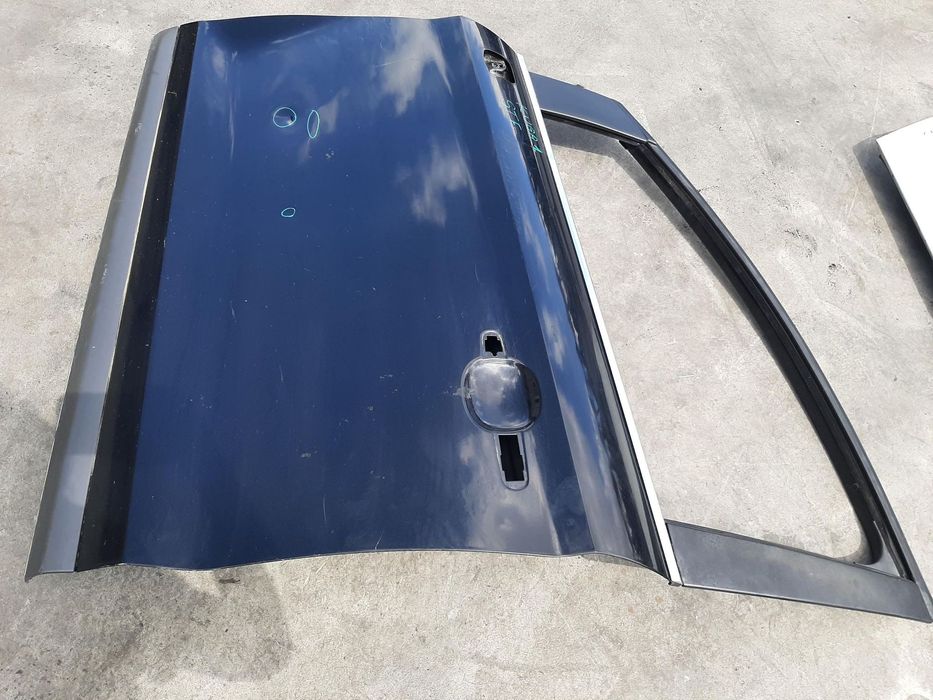 Usa portiera stanga fata ford kuga 1 cu defect