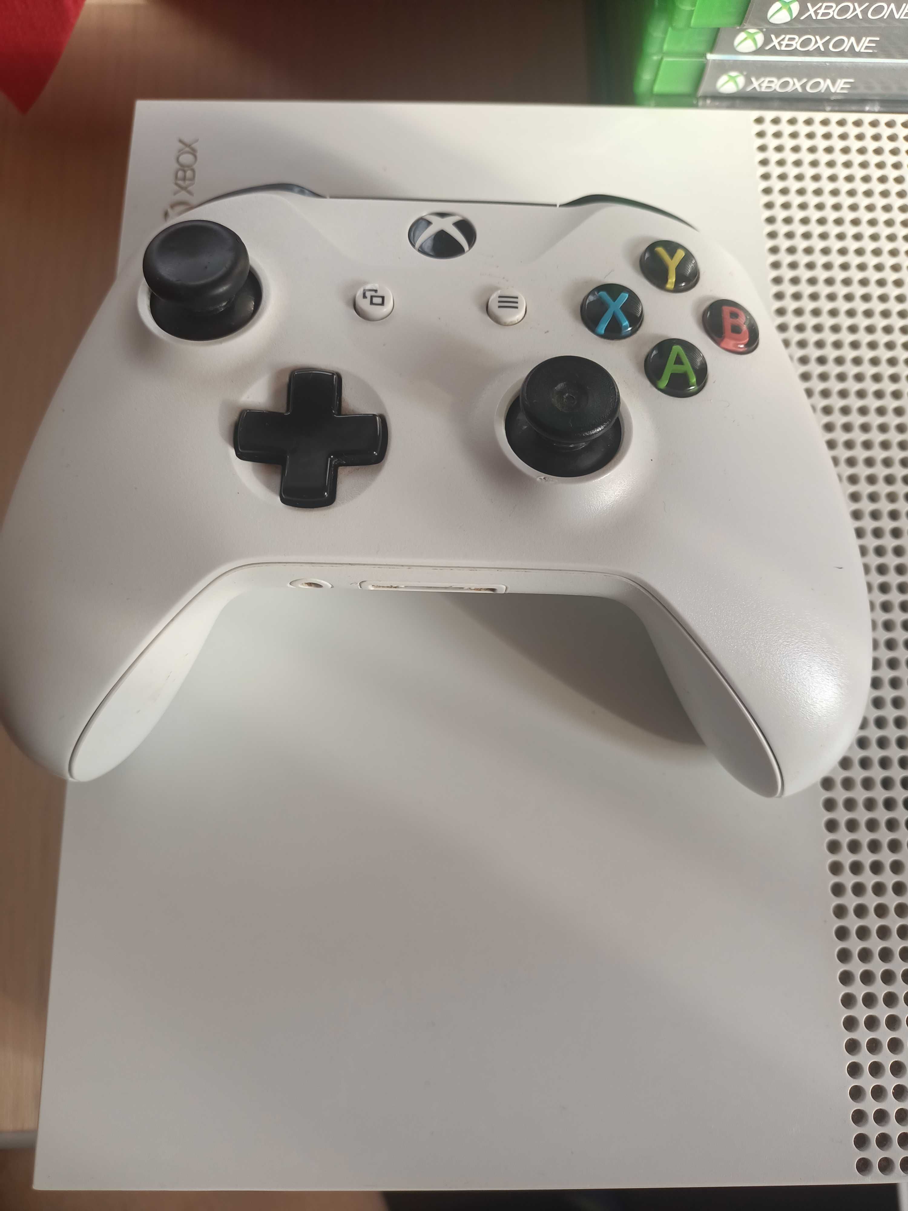 Xbox one s cu 18 jocuri