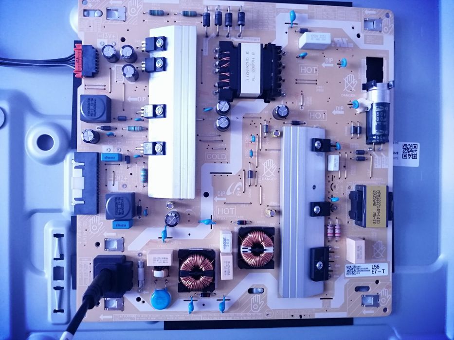 Televizor Samsung 50Q60TA, 125cm, Smart, 4K Ultra HD, QLED,defect