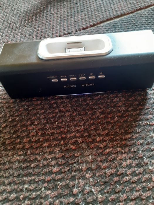 Vand boxe prin Bluetooth