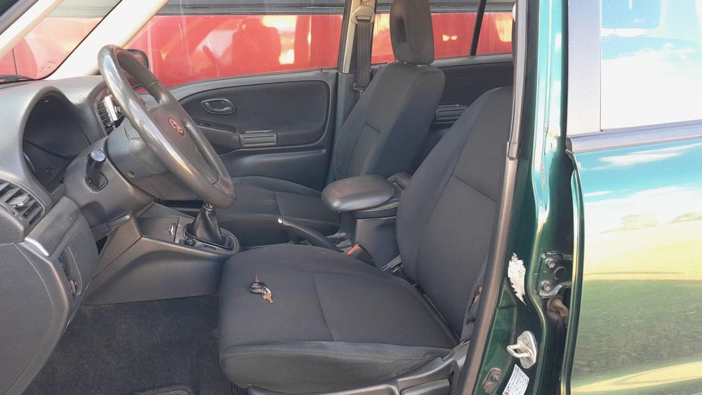 Vând Suzuki Grand Vitara