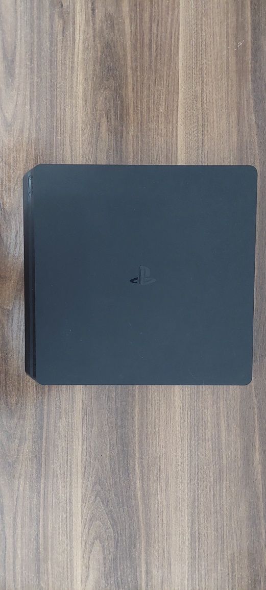 PlayStation 4 + 9 дисков
