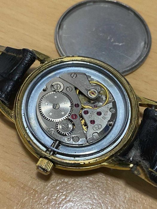 Ceas Wostok aurit mecanic rusesc 1980