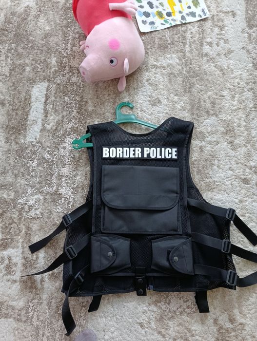 Тактическа жилетка