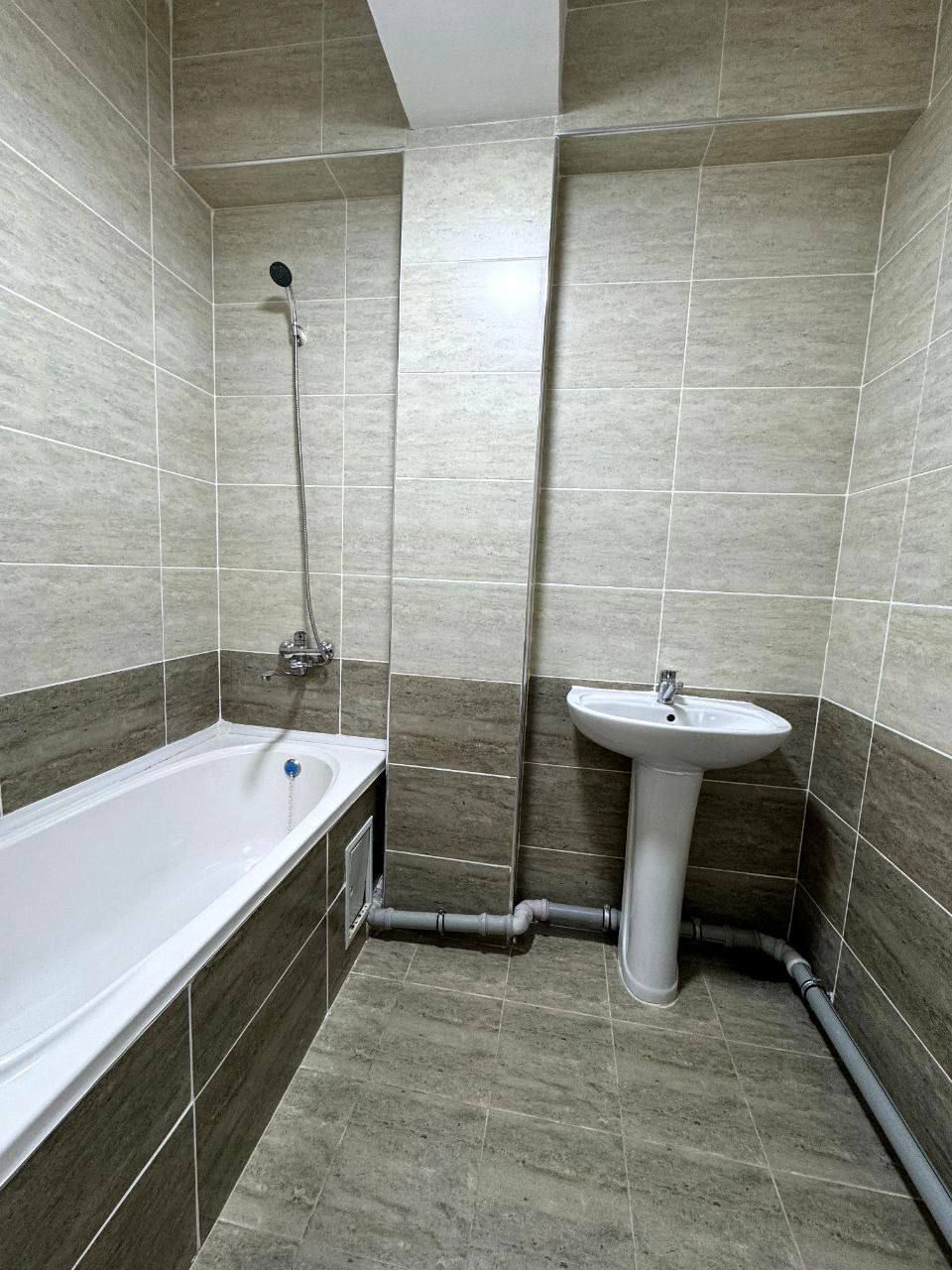 Юабад 18. 2/4/7. Кирпич. 55м2. Разделка
