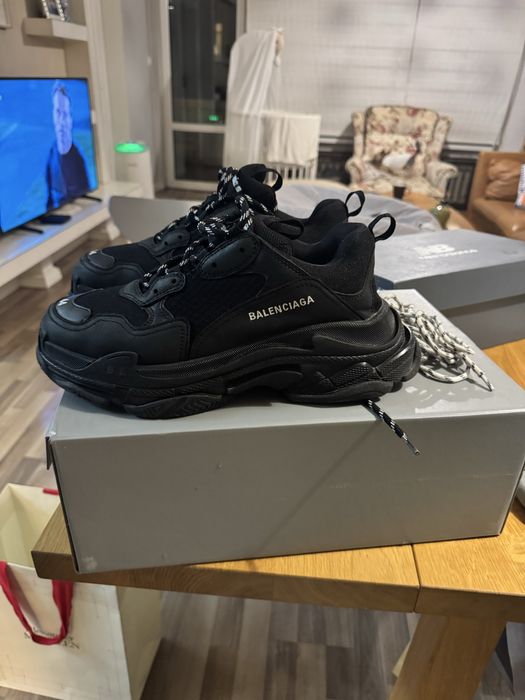 Balenciaga triple S