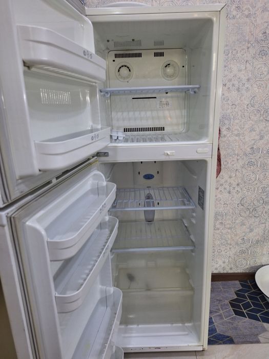 Продаётся холодильник