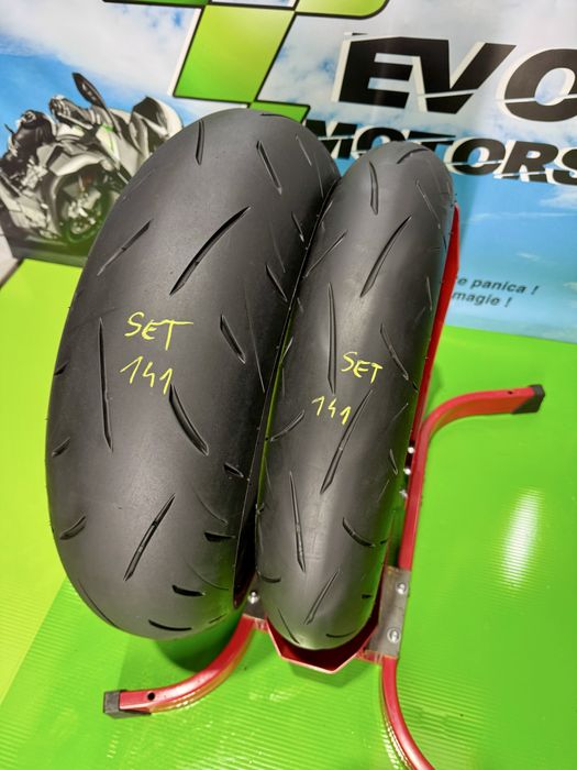 Set Anvelope 2023 Moto 120 70 17 si 180 55 17 Dunlop Roadsport2 Set141