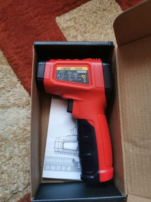 Termometru cu infrarosu