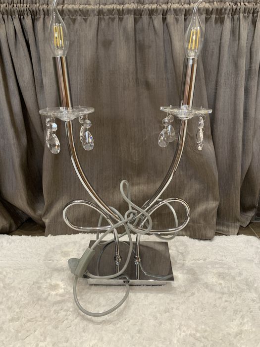 Продаю прикроватную лампу