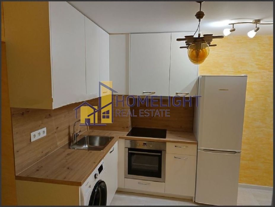 Продава се Двустаен апартамент в София, Център - 45 кв.м за 3667 €/кв.м - Снимка #1