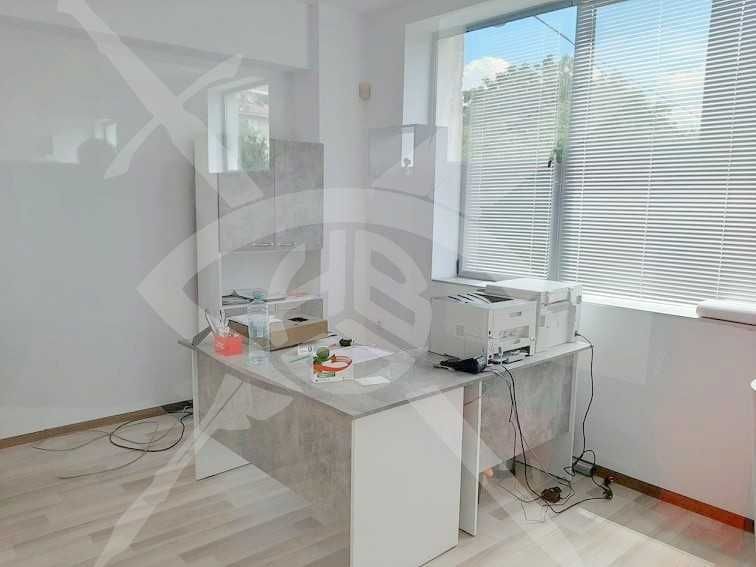 Продава се Магазин в Карлово - 320 кв.м за 594 €/кв.м - Снимка #3
