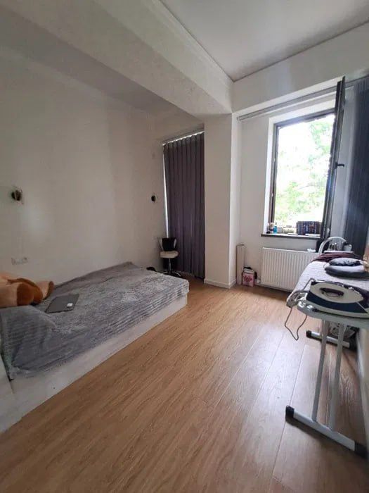 2/2/3. Дом кирпичный. Сергели, метро "Yangihayot" (4-bekat). Квартира