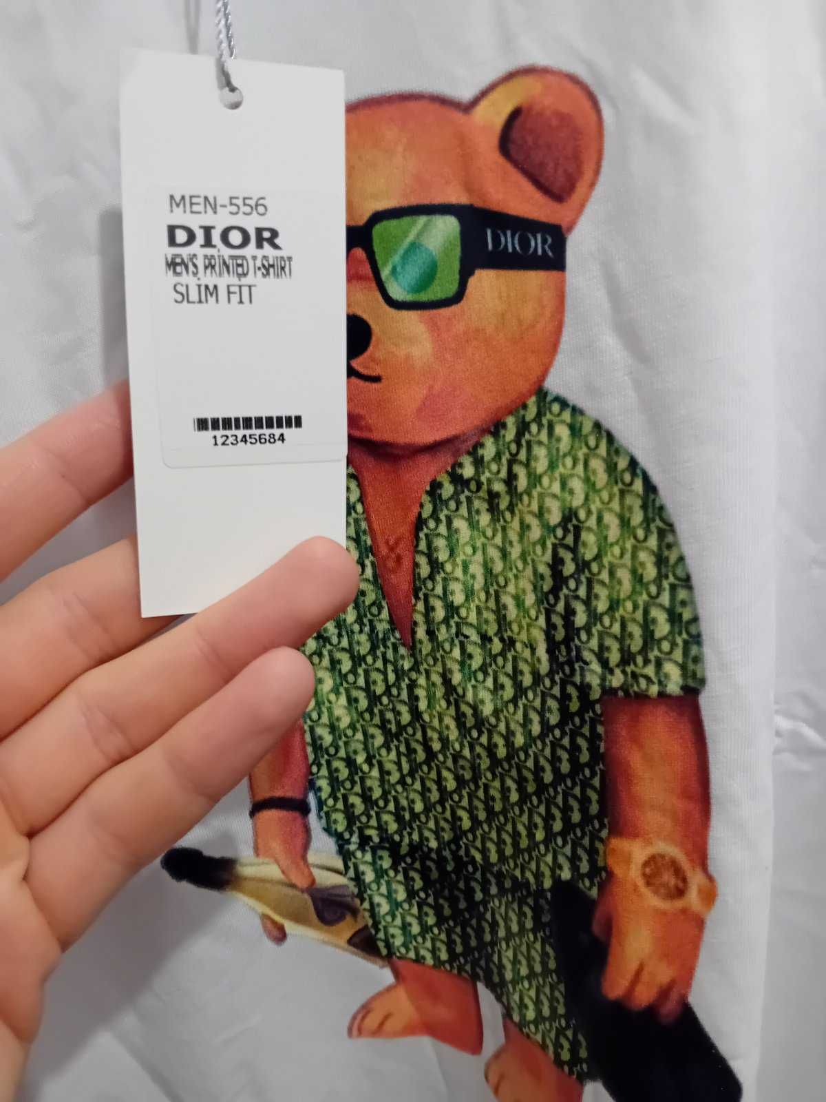 Чисто нова оригинална тениска Cristian Dior