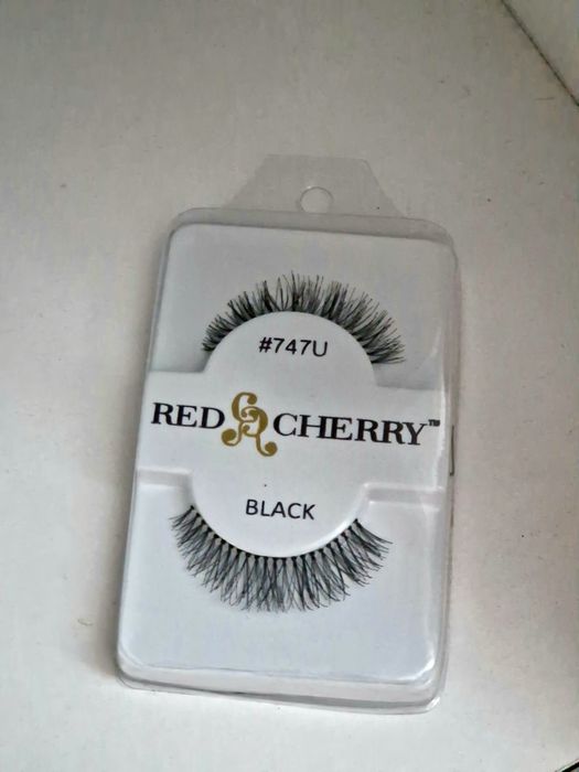 Stoc limitat+alte promoții !Gene false,tip bandă la cel mai mic pret