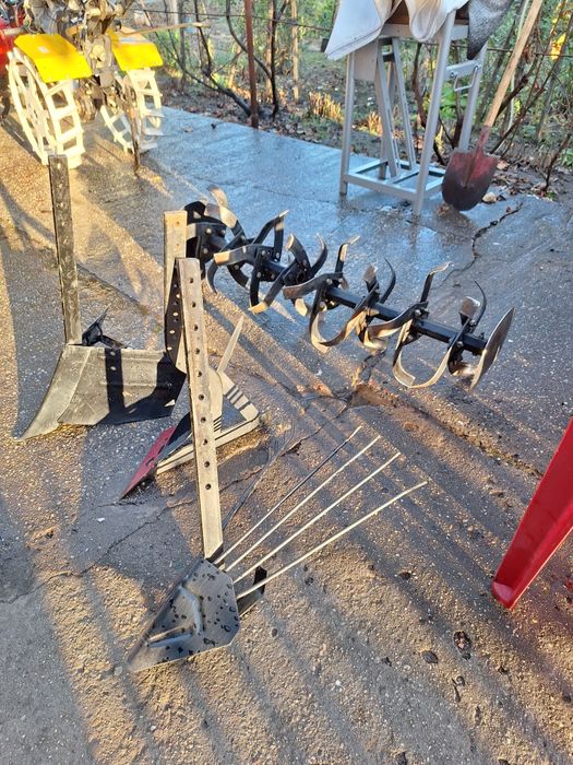 Vând motocultor progarden 13cp.