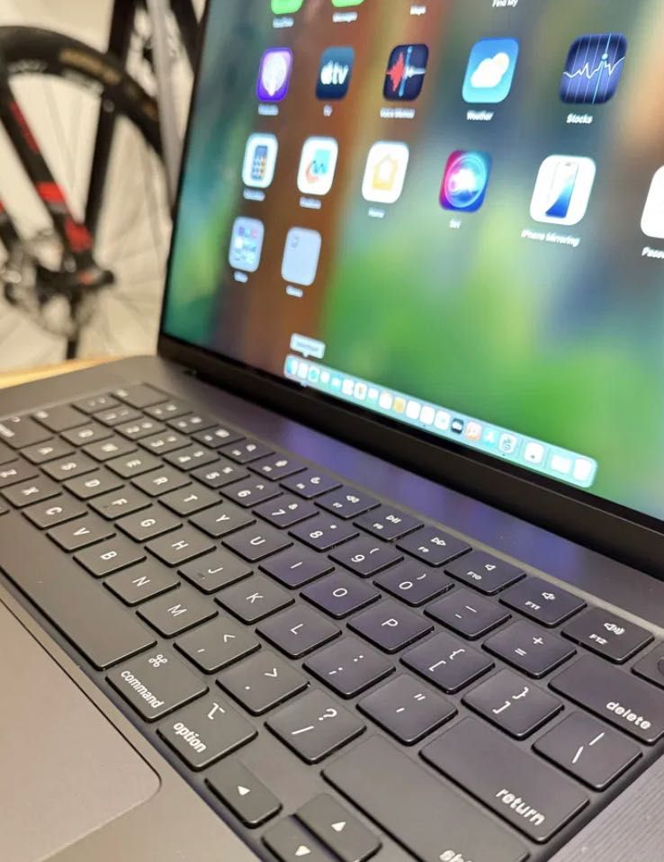 Apple MacBook Pro 16” M3 Max