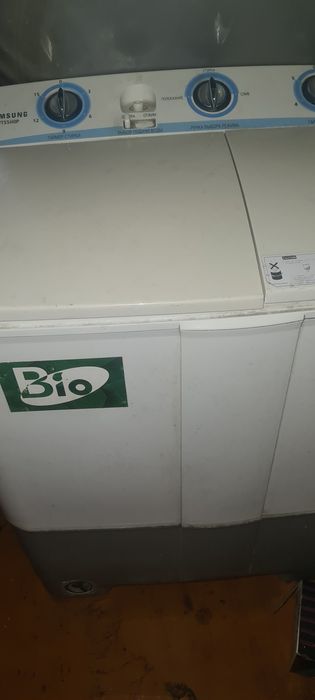 Продается стиральная машинка полуавтомат