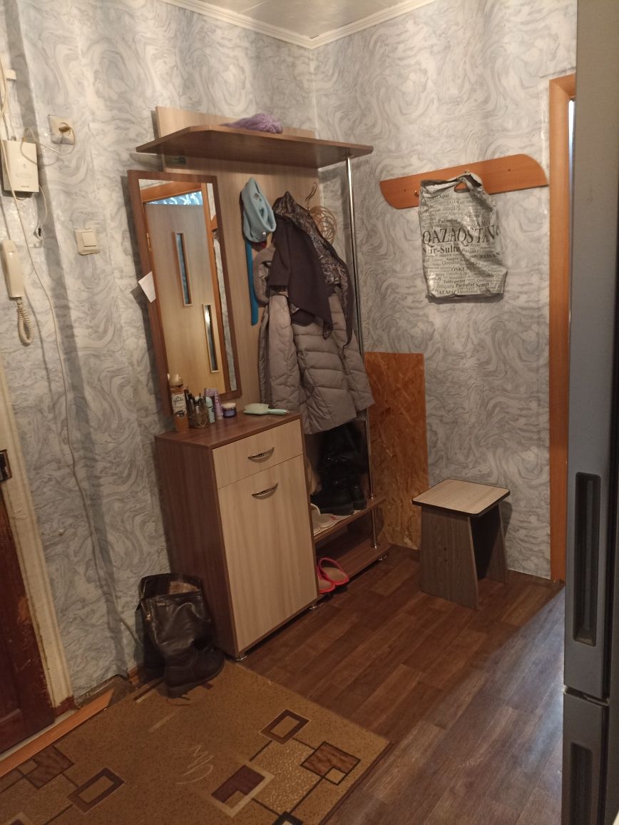 Меняю трёхкомнатную на двушку с доплатой