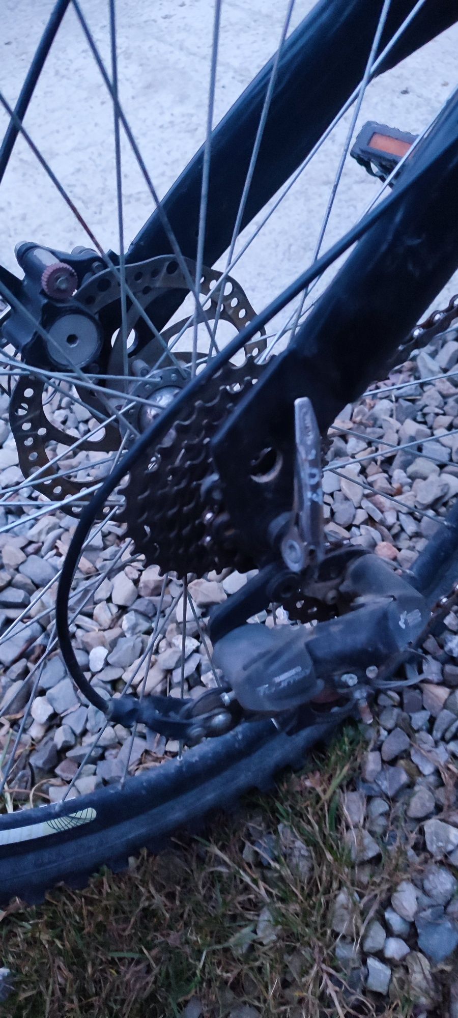 Bicicleta cu cadru de otel