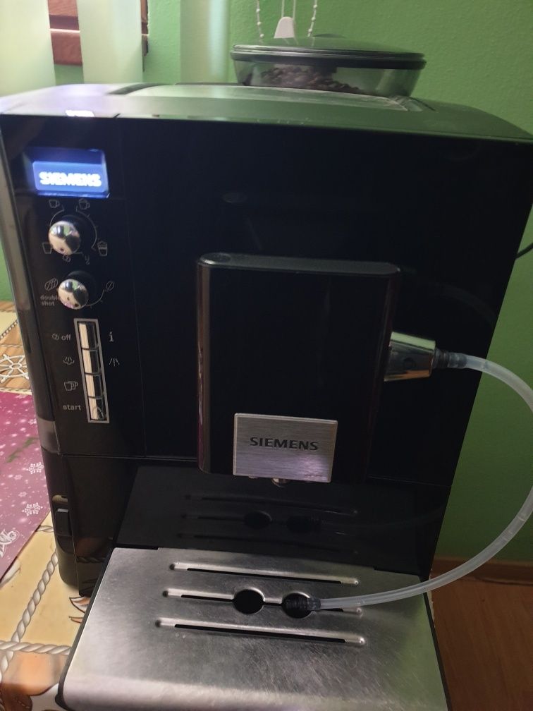 Aparat de cafea SIEMENS EQ5 extraklasse