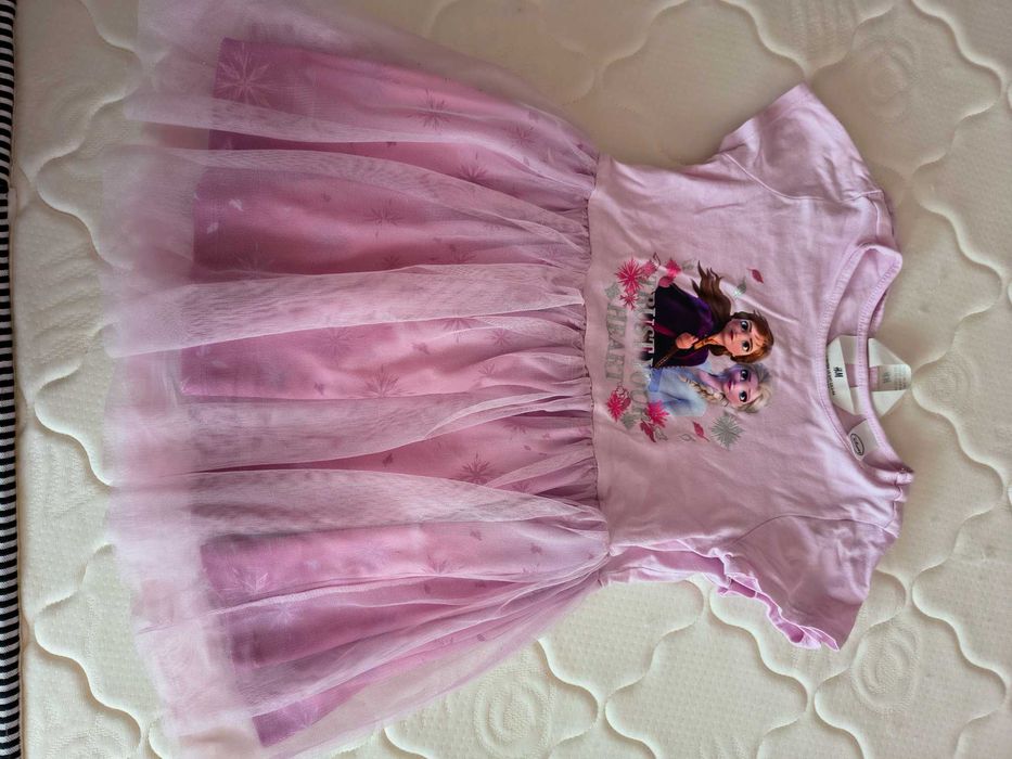 Роклички Елза и Анна, Калинката и котарака и др.