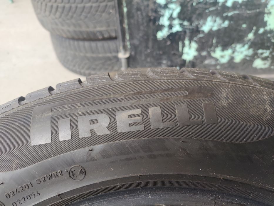 215.60.16. pirelli