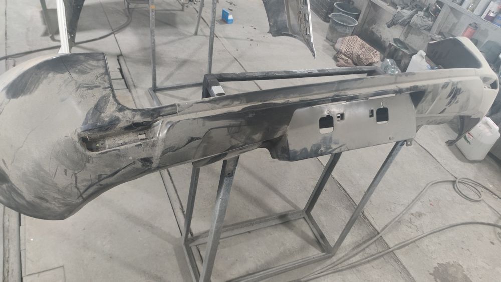 Бампер задний Тойота РАФ 4