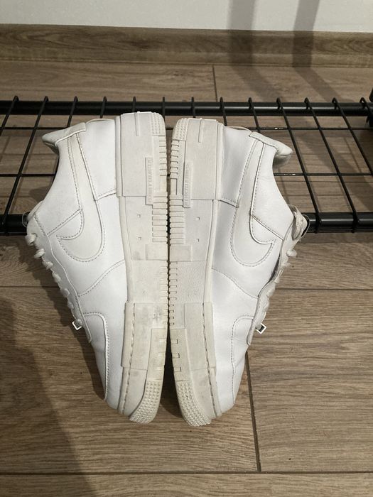Nike Air Force 1 Pixel, mărimea 40