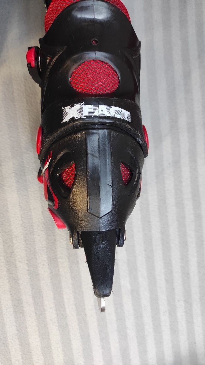 Patine copii X-Fact Magic Boy, negru cu accente roșii, Mărimea 31-34
X