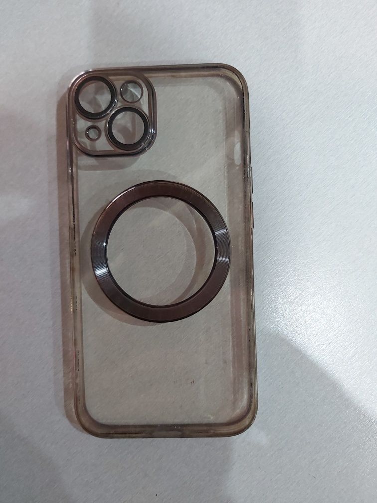 Продавам Iphone 14