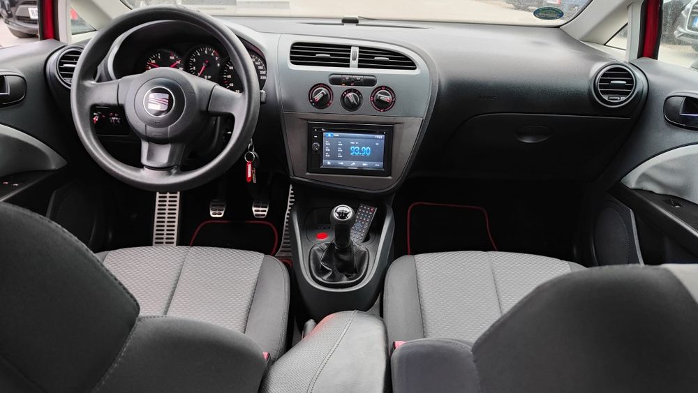 Seat Leon 1.6 benzina mpi Navigație