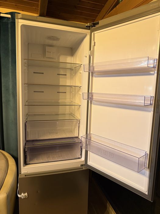 Combina frigorifica  Beko