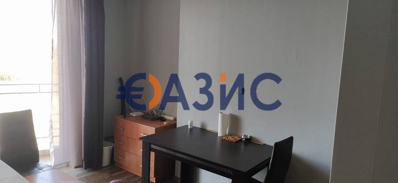 Продава се Тристаен апартамент в к.к. Слънчев бряг - 63 кв.м за 881 €/кв.м - Снимка #6