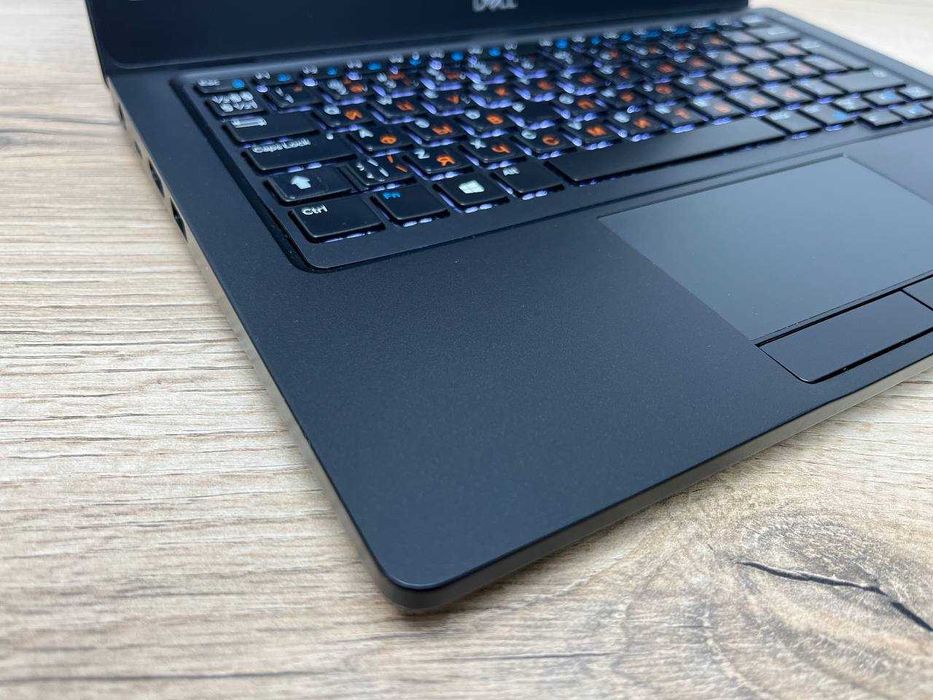 Для Бизнеса Dell Core i5/ОЗУ 8/SSD 256/Подсветка клава