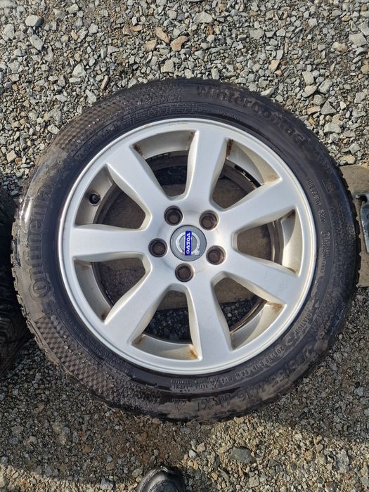 Jante Volvo R 16 cu anvelope de iarna