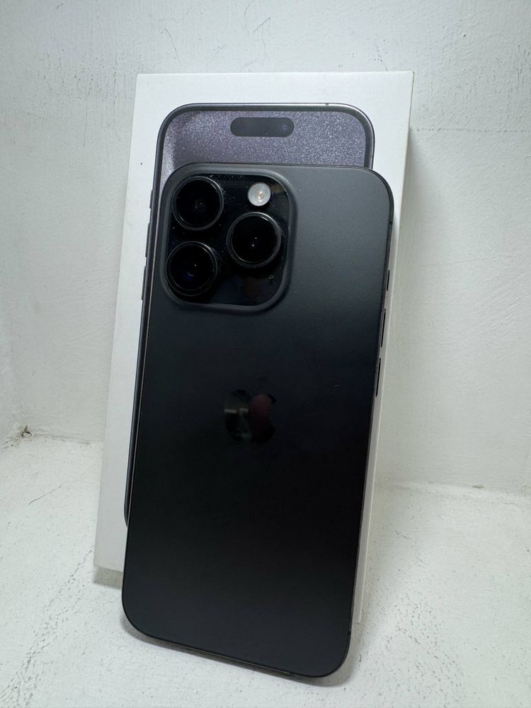 Нов!Iphone 15 Pro Black Titanium