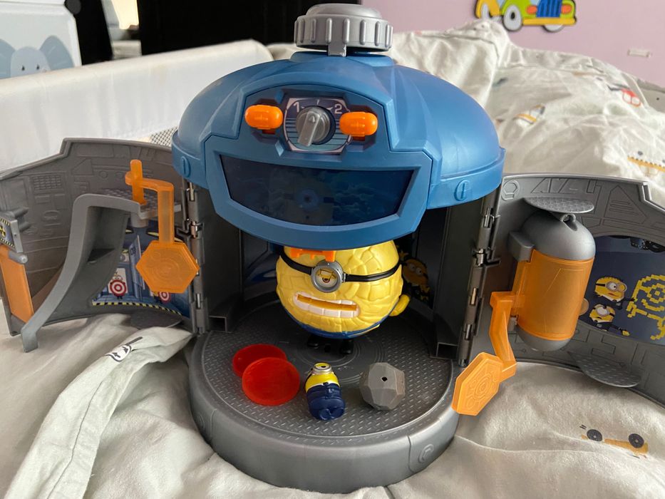 Продавам детски играчки