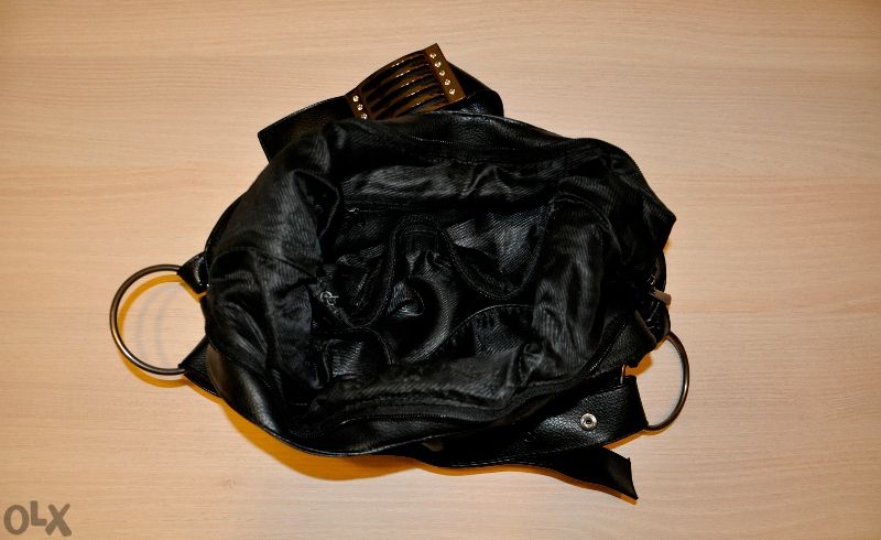 Черна кожена чанта - мека Weiyena