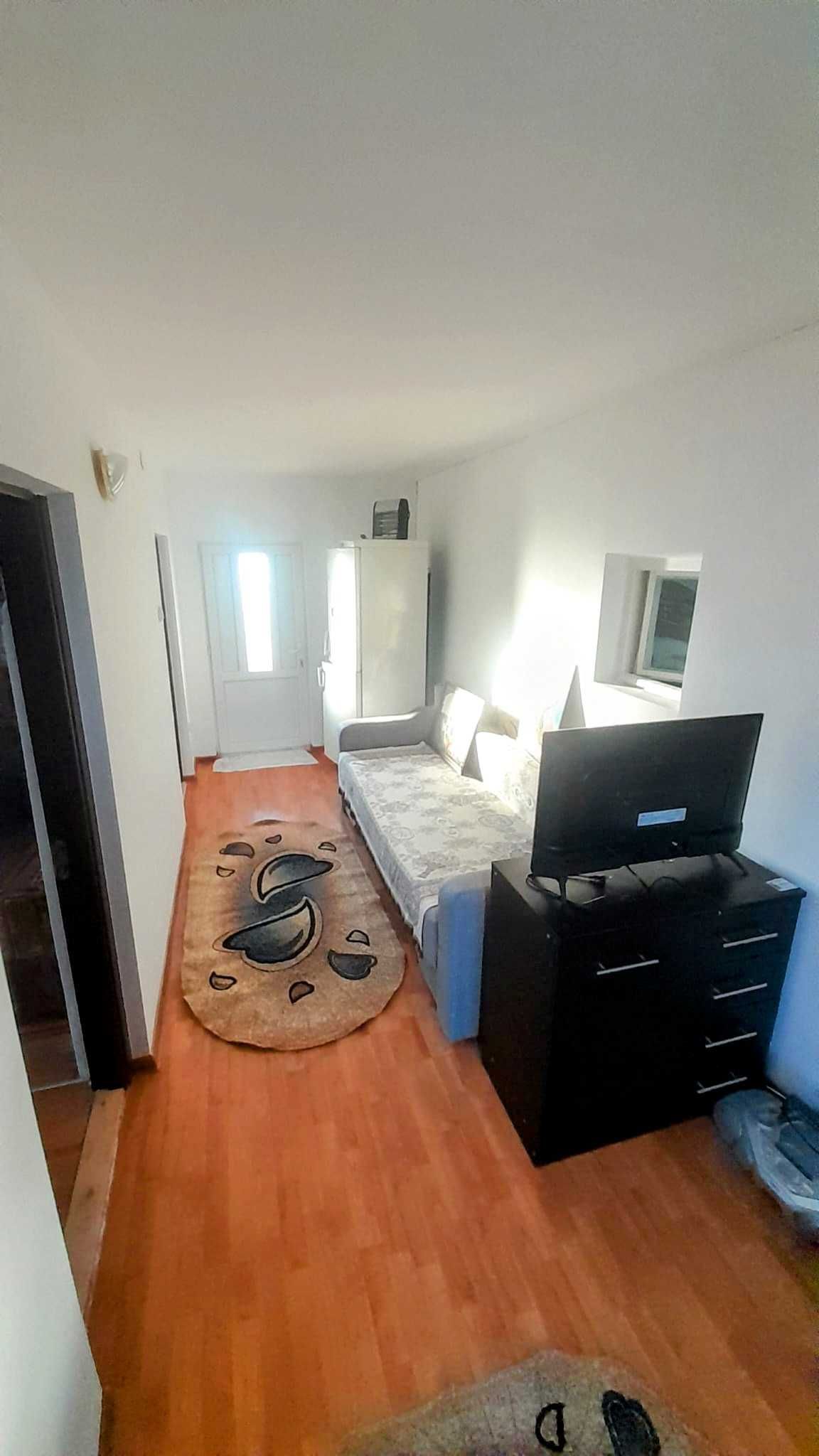 Casa individuala cu teren 1000m mobilata – Cocorova, Mehedinti