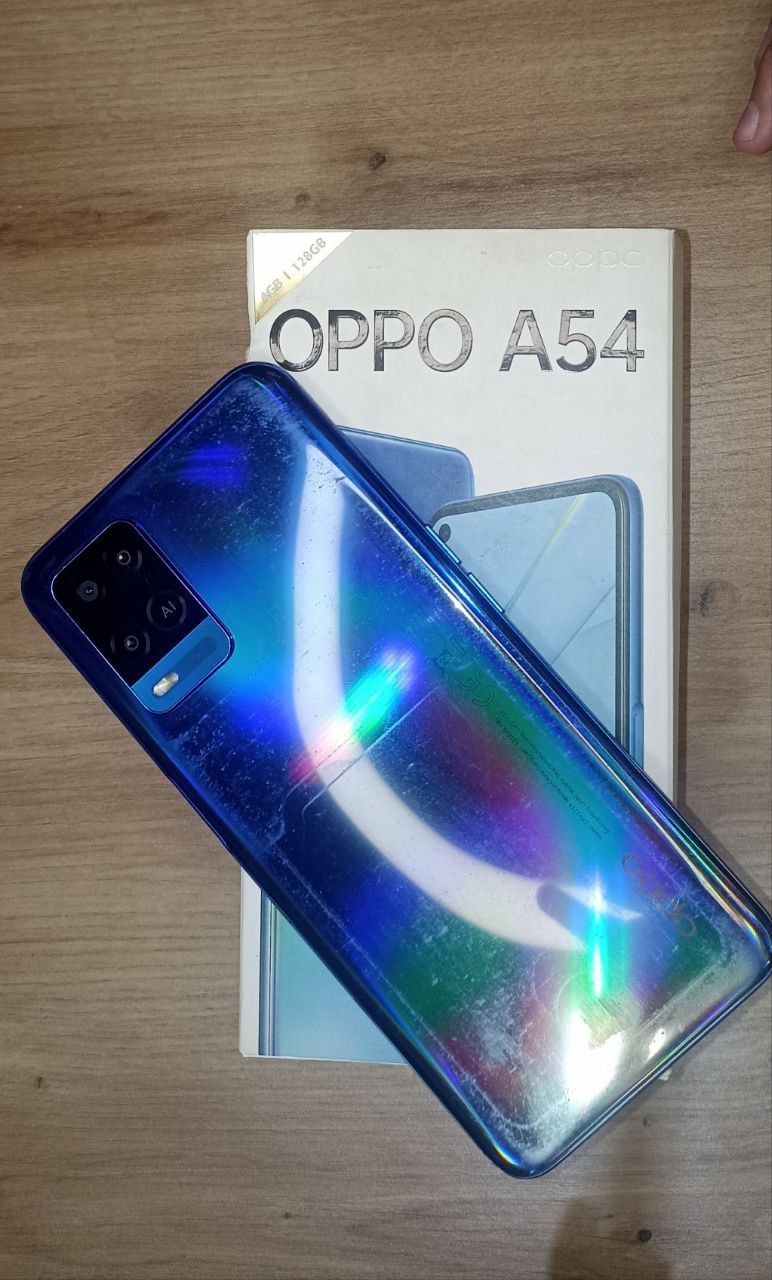 продаю телефон oppo A 54