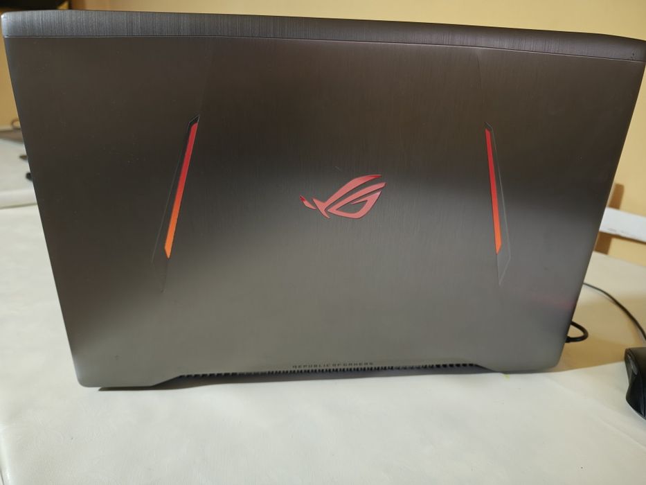 Laptop gaming Asus Rog Strix