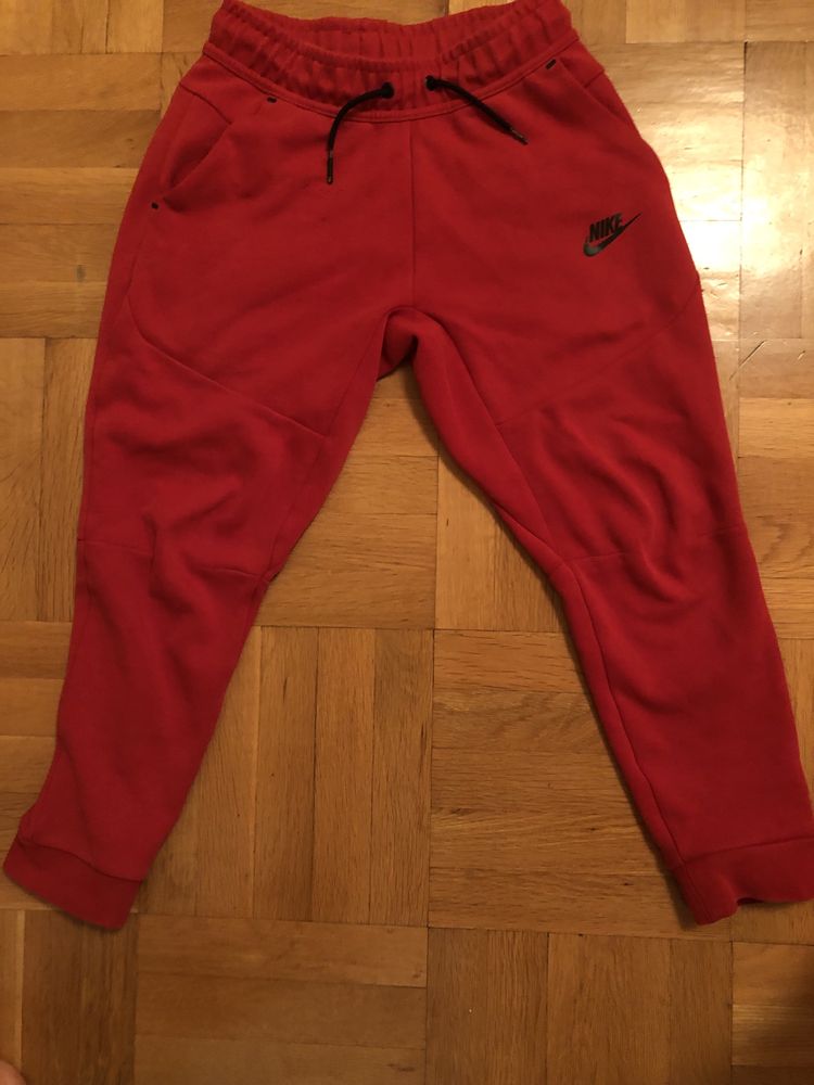 Nike tech fleece