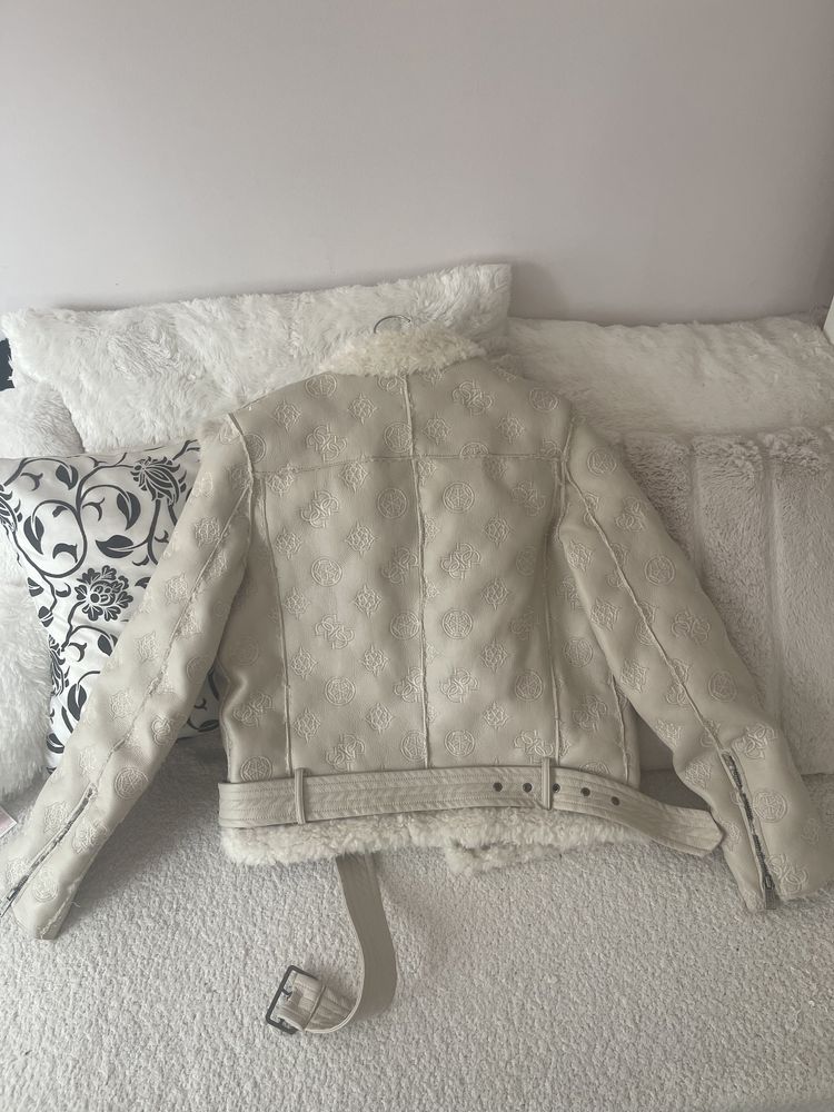 Дамско зимно яке GUESS естествена кожа