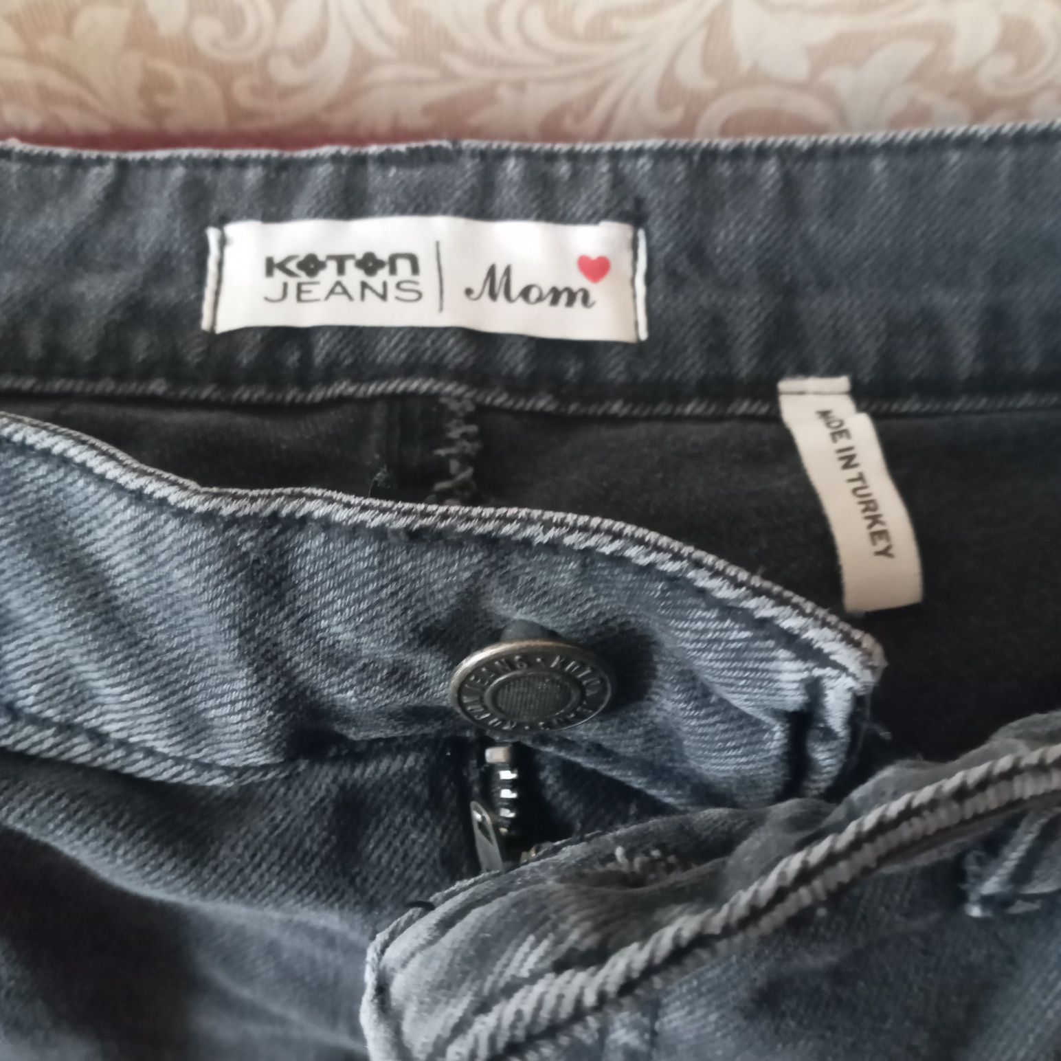 Мужские качественные джинсы в идеальном состоянии  50 размер