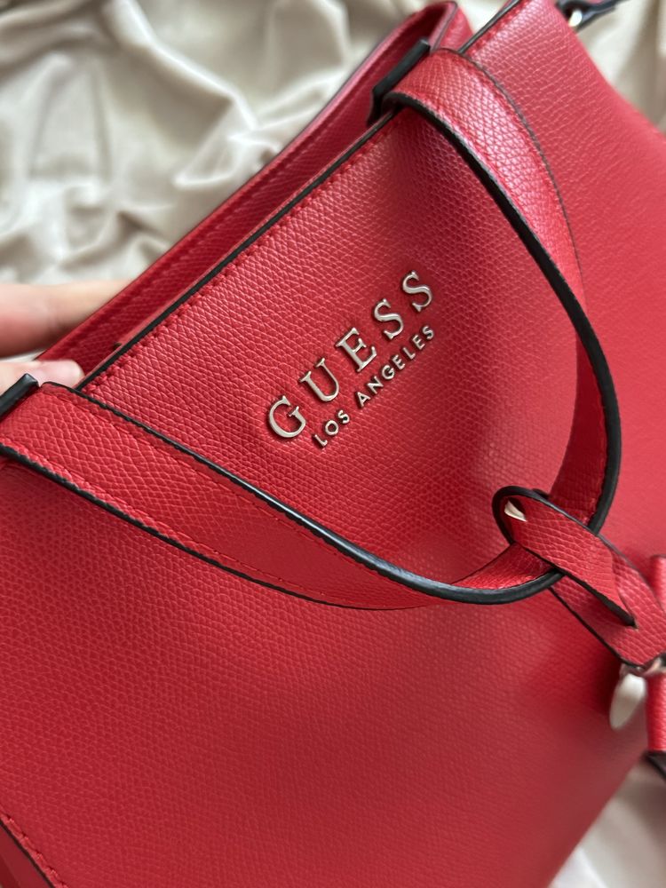 Geanta eleganta guess