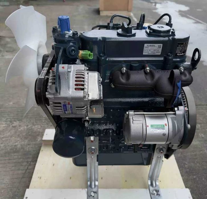 Motor HATZ 1B30C NOU pentru buldoexcavator – Piese motor originale